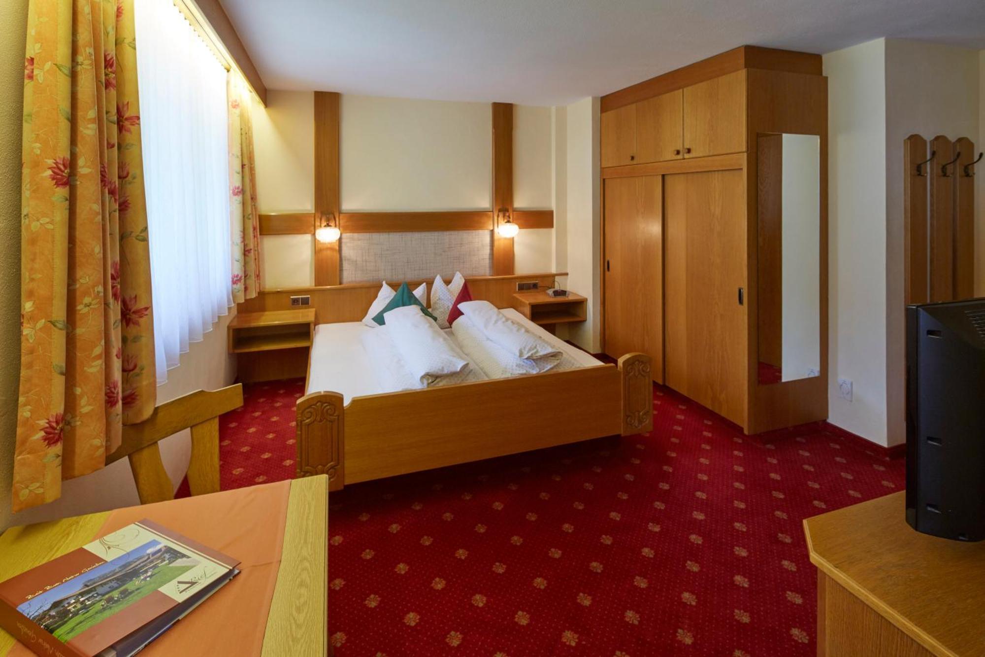 Wanderpension - Garni Rief - Adults Only Tannheim Exterior foto