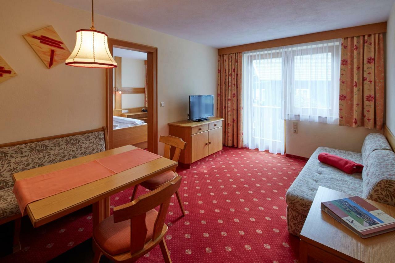 Wanderpension - Garni Rief - Adults Only Tannheim Exterior foto